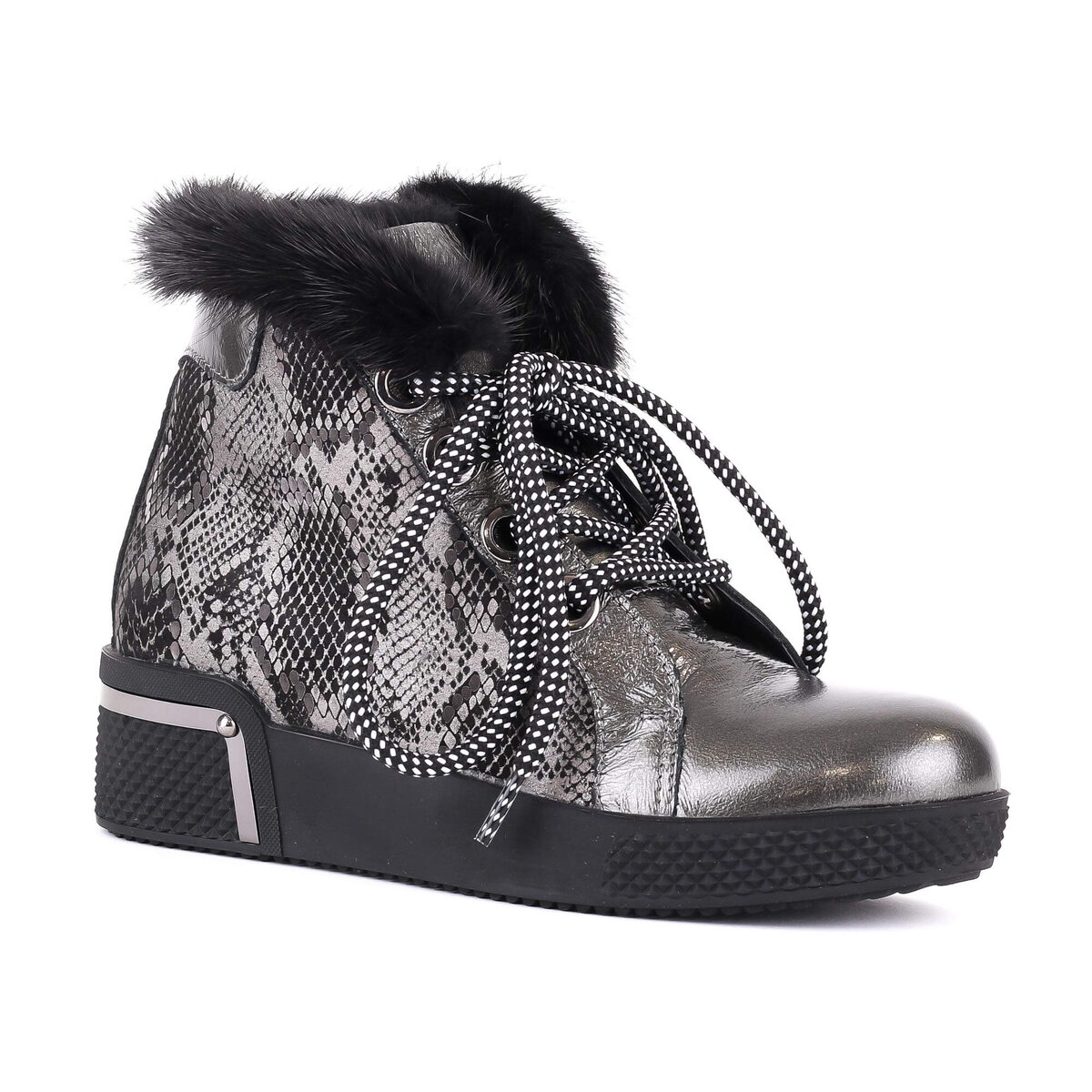 Lab Milano, Италия