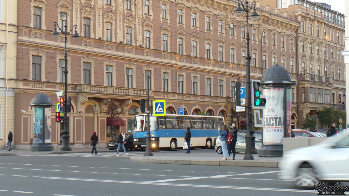 Легендарный Икарус на дорогах Петербурга
