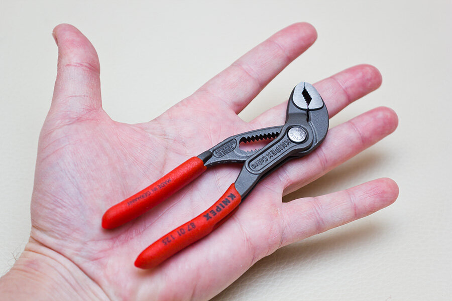 Клещи knipex. Клещи Knipex KN-8700100. Книпекс Кобра 100 мм. Knipex 623600. Клещи Кобра 150 мм Knipex.