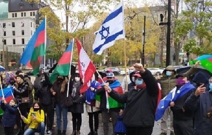 Монреаль, санкционированная акцию против террора, учиненного армянской армией в городах Гяндже и Барде. фото из Media.az