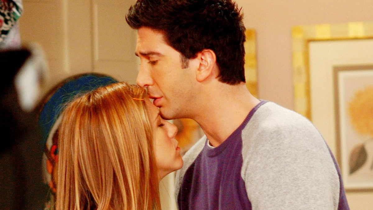 ссылка на источник akspic.ru  кадр из сериала "Друзья"