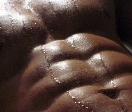 не забывайте о том, что глубоким ваш пресс будет только тогда, когда вы избавитесь от лишнего жира