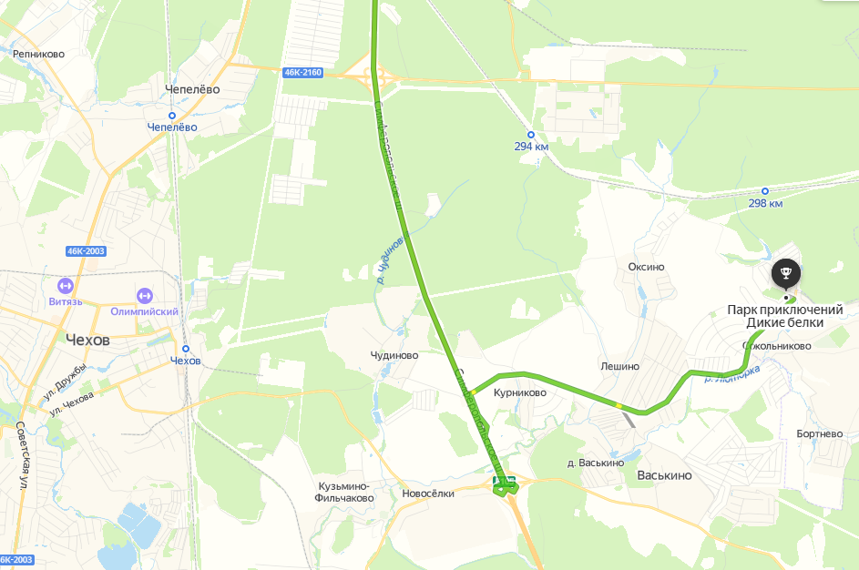 Парк находится на уровне города Чехов, но с другой стороны Симферопольского шоссе.