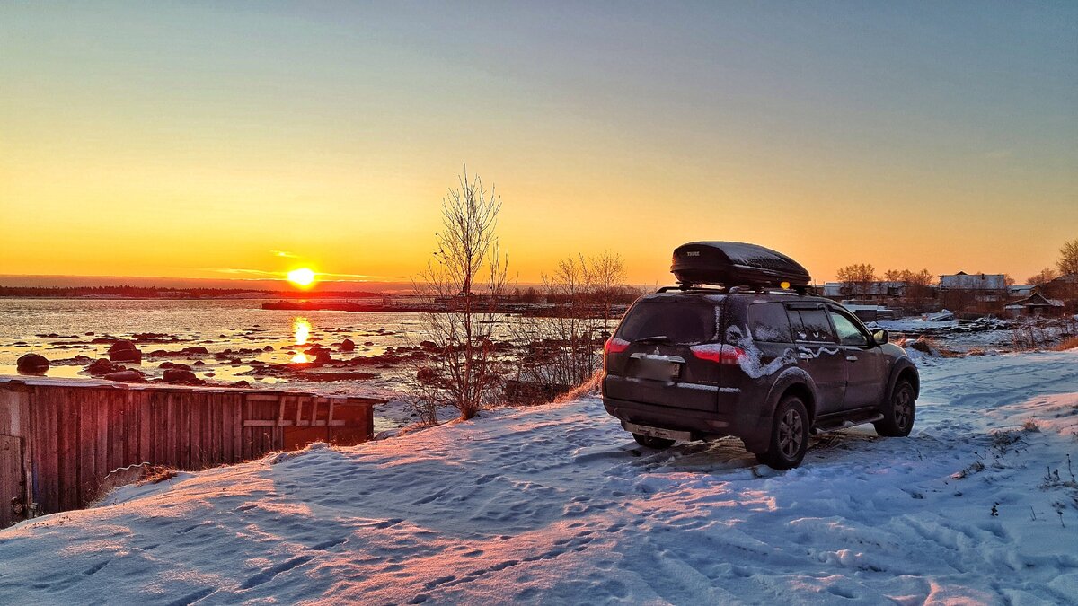 Ночевка в машине на берегу Белого моря (декабрь)