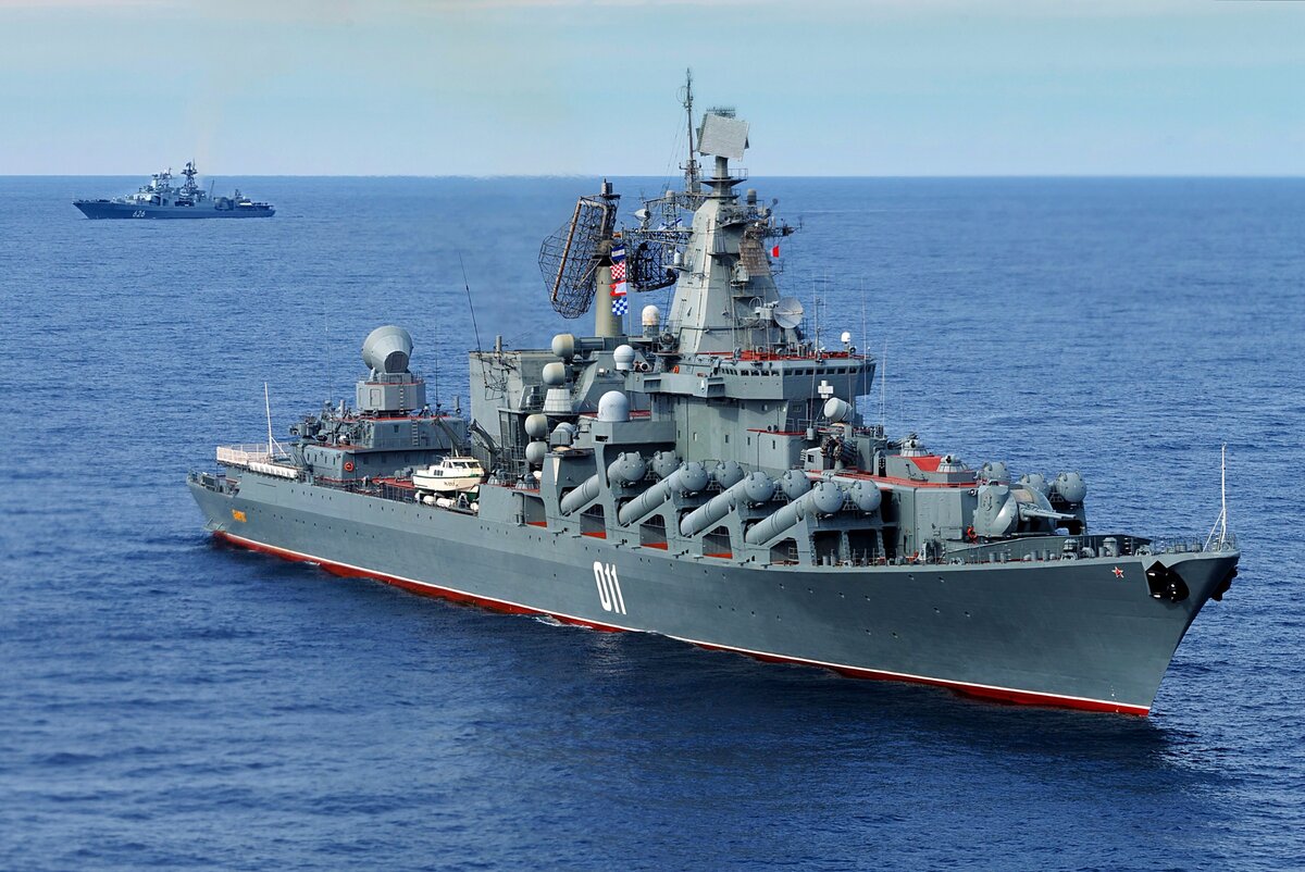 Ракетный крейсер "Варяг". Источник: goodfon.ru