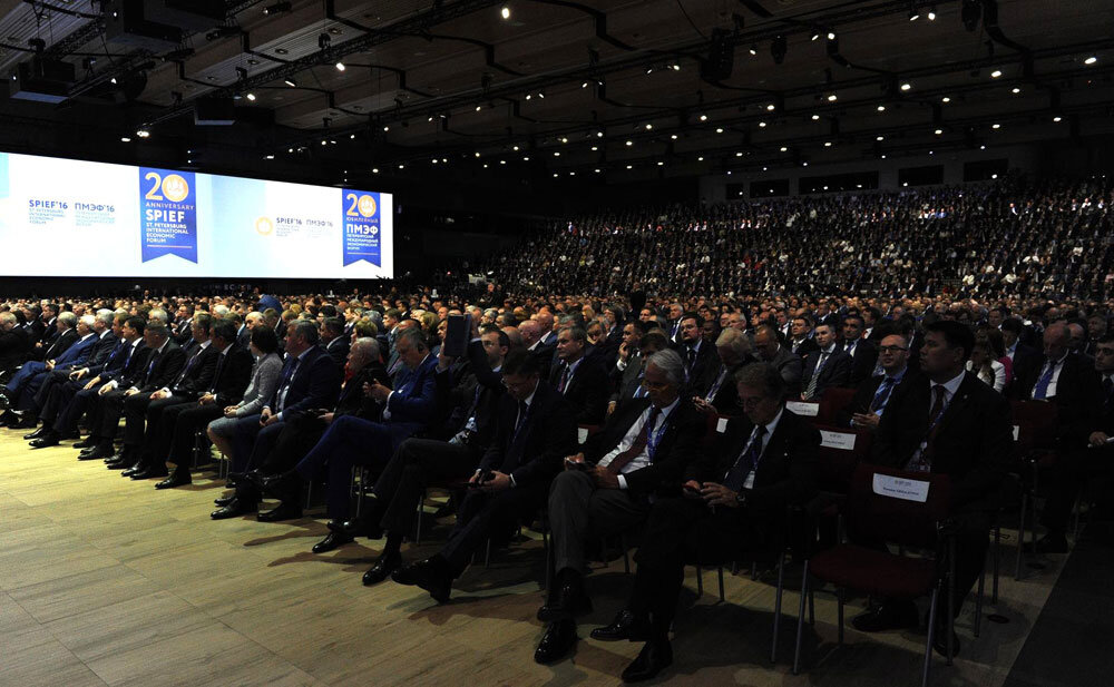 В прошлые годы на ПМЭФ приезжали десятки тысяч гостей из более, чем 140 стран