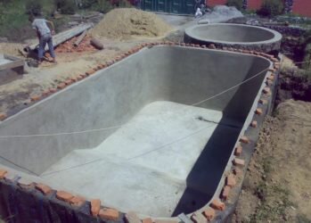 Бассейн из бетона — строительство, заливка чаши бассейна