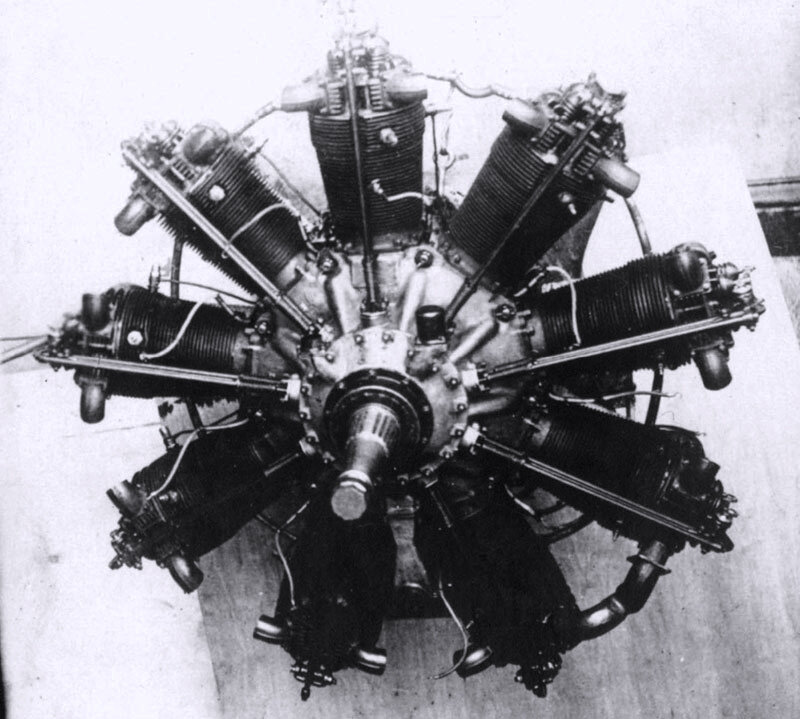 Авиационный двигатель М-22. Источник фото: http://авиару.рф/