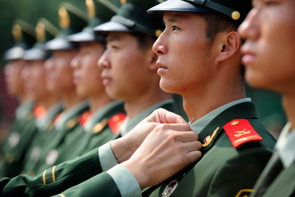 Какой бывает китай. Солдат НОАК. Китайские военные. Армия Китая. Солдаты Китая.