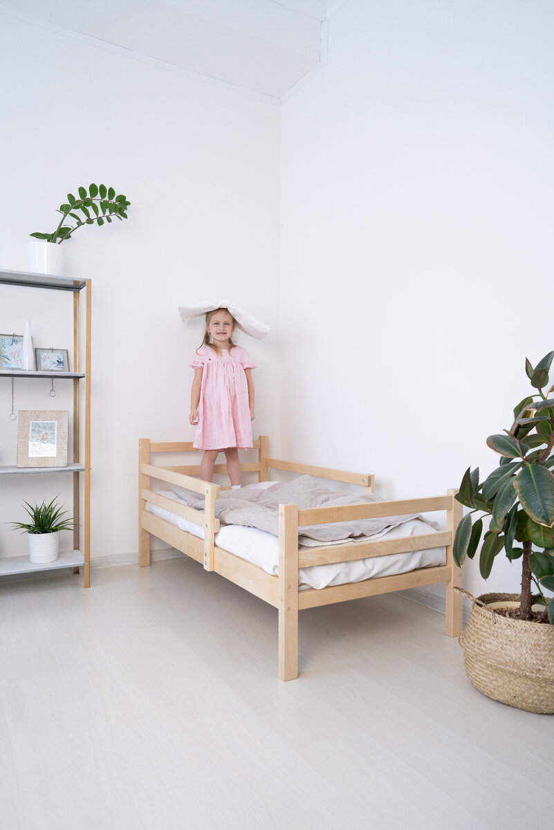 Ничего-ничего, еще есть план "Б"  На фото: MOVZ (Кровать детская 78х167х65 см, Промтекс-Ориент Колибри 160х80 натуральный)