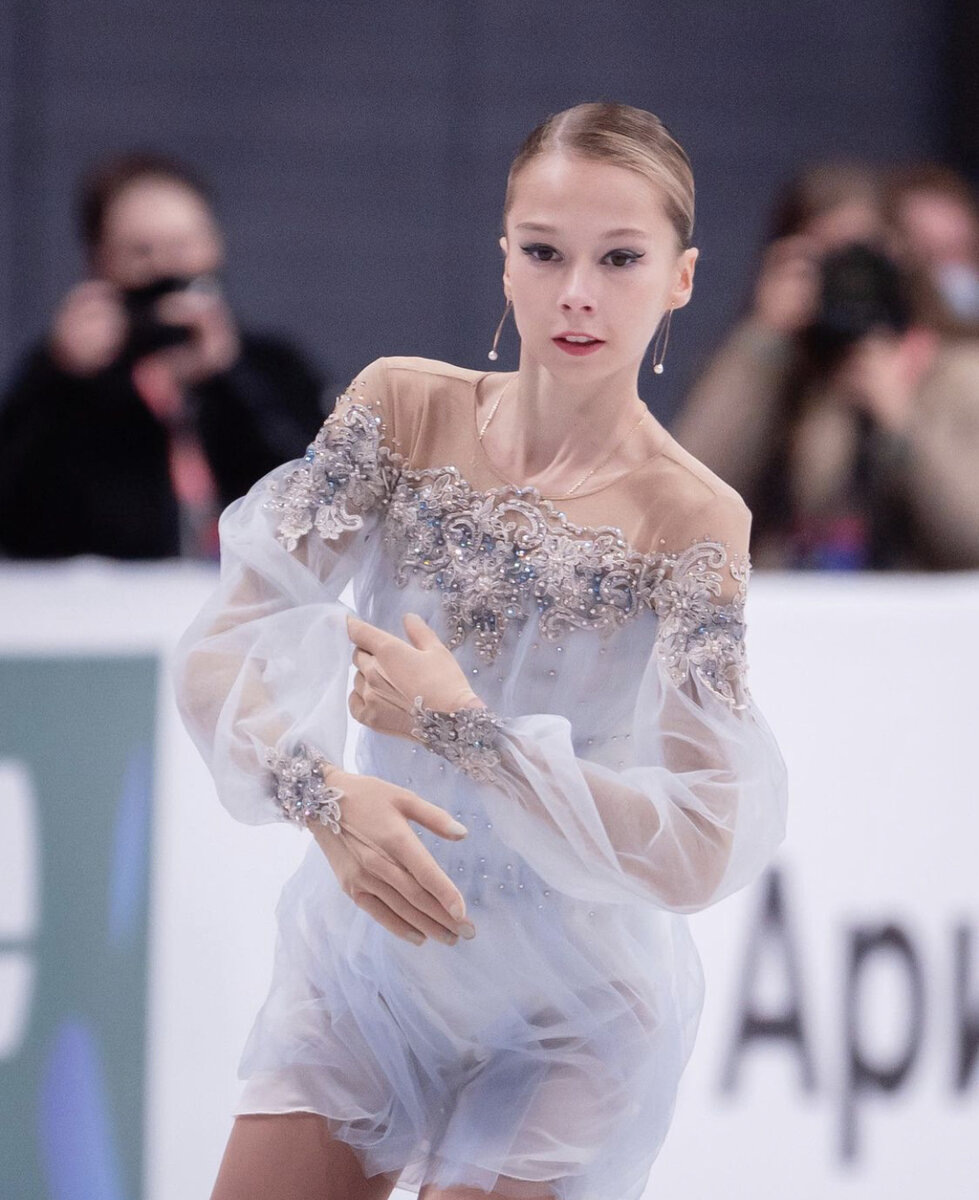 Ксения Синицына, костюм в КП 