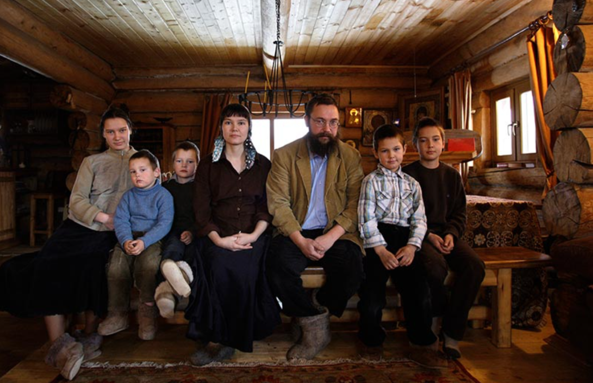 Семья Германа Стерлигова - фото. Источник - Яндекс Картинки