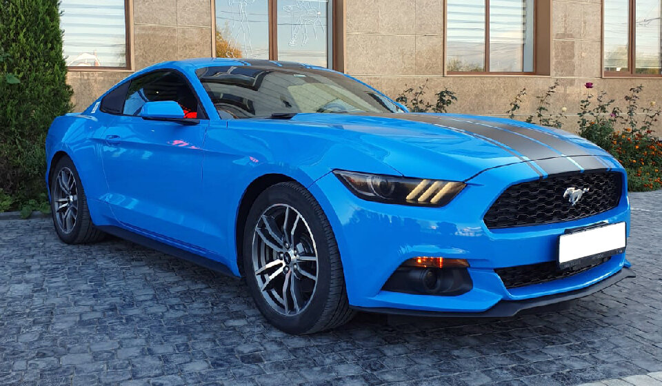 Ford Mustang 2017 года 2.3 EcoBoost - внешний вид экстерьера