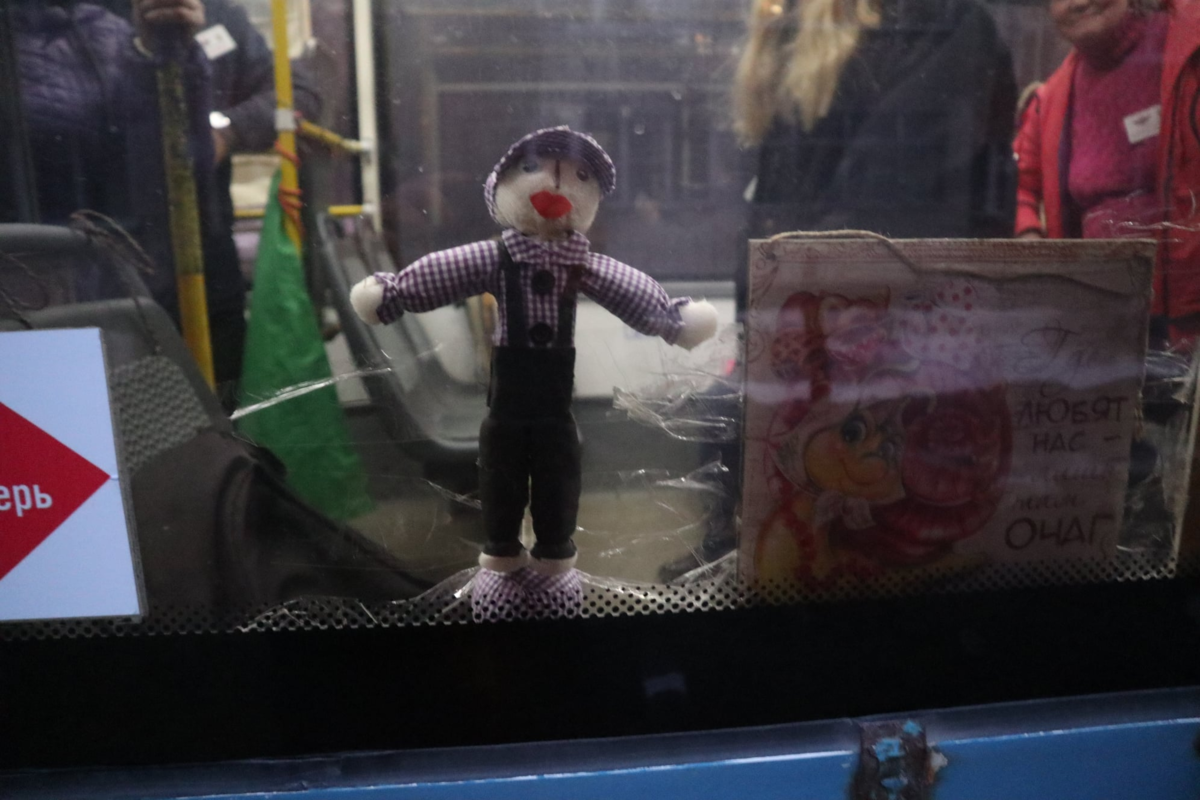 Концерты прямо в троллейбусе.. Такое, оказывается, возможно! Проект "Субботняя улитка" из Тулы