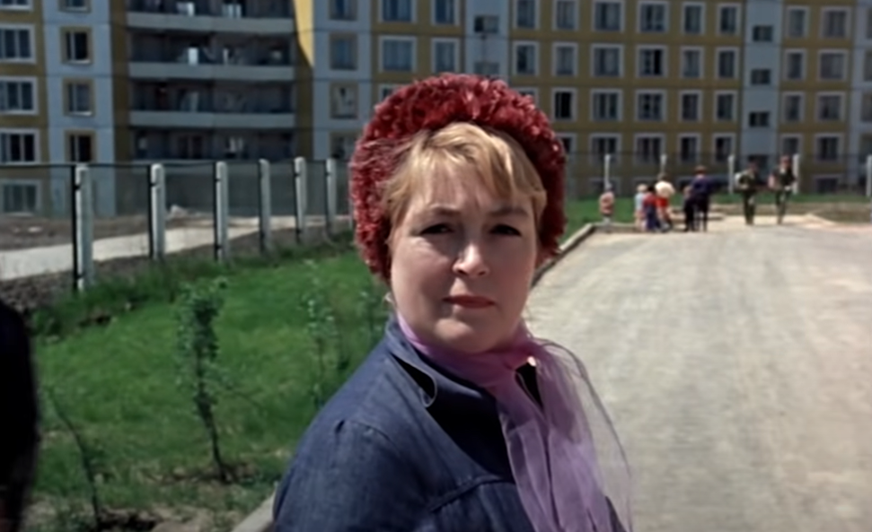 Мать Романа (Лидия Федосеева-Шукшина, "Вам и не снилось" (1980), режиссёр Илья Фрез)