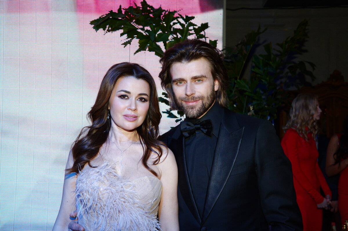 Анастасия Заворотнюк и Петр Чернышев. Фото: Anatoly Lomokhov/Global Look Press/www.globallookpress.com