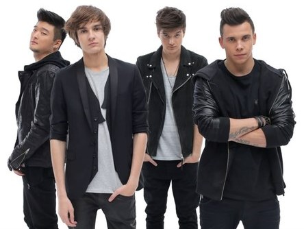 Группа MBAND.  Фото с сайта texsnab.pp.ru