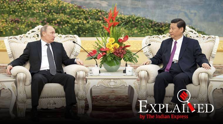 Президент России Владимир Путин встретился с председателем КНР Си Цзиньпином (тогдашним вице-президентом) в Пекине в 2012 году. За последние несколько десятилетий эти две страны сблизились. (Экспресс-Архив)