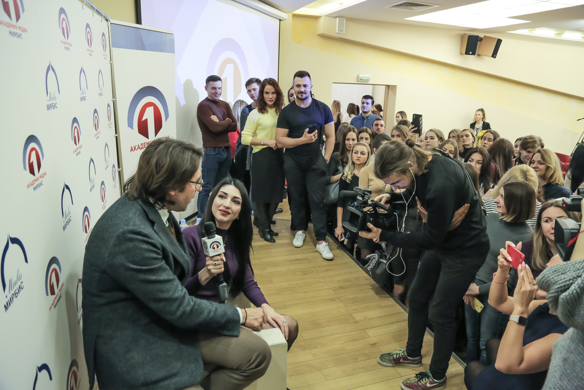 Академия медиа рэу. Поступить на журналиста в Кемерово. Какие люди поступают на журфак.