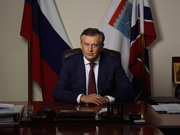Дрозденко Александр Юрьевич. Губернатор Ленинградской области – председатель Правительства Ленинградской области. фото с сайта https://lenobl.ru/ru/gubernator/
