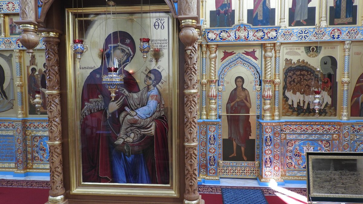 Икона Богородицы "Скоропослушница" 