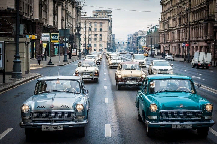  Какие факторы влияют на износ автомобиля
Где выпущен автомобиль
По каким дорогам перемещался б/у автомобиль
Как примерно рассчитать «нормальность» пробега
Как избежать обмана.