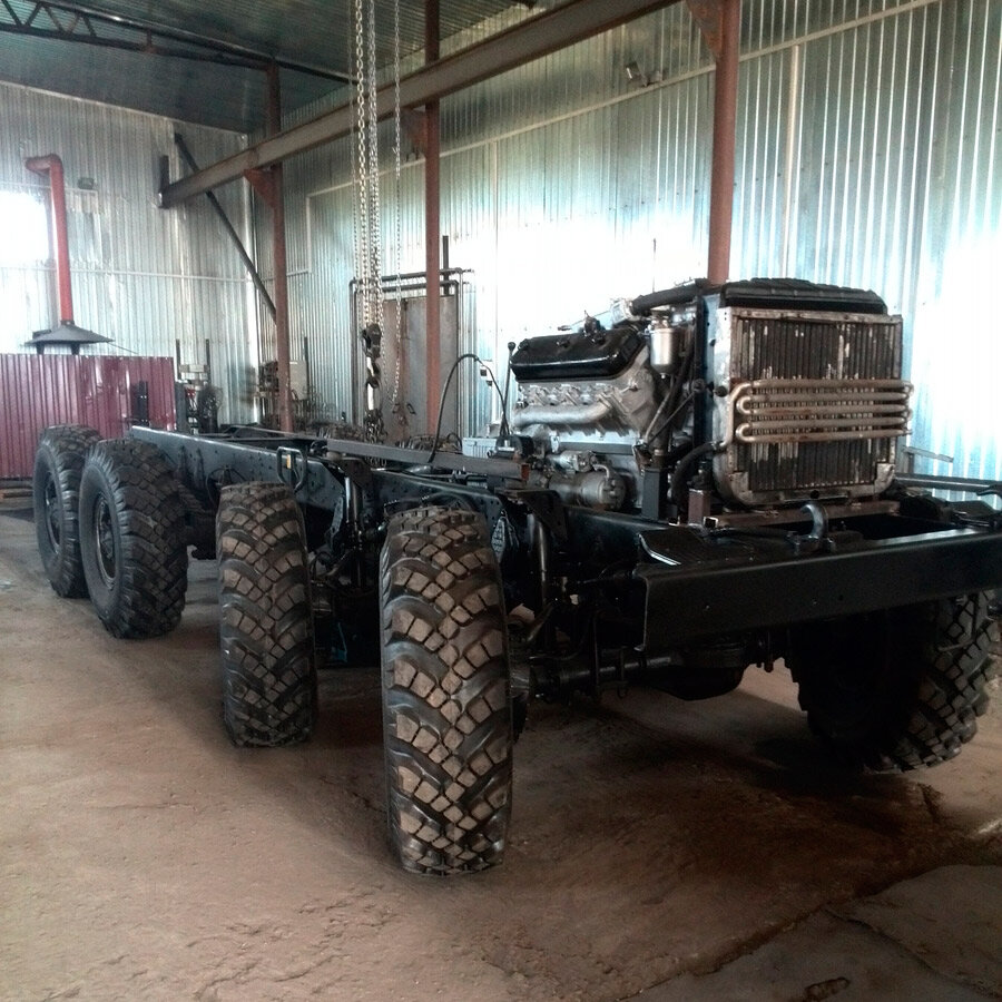 Вездеход 8x8 Урал