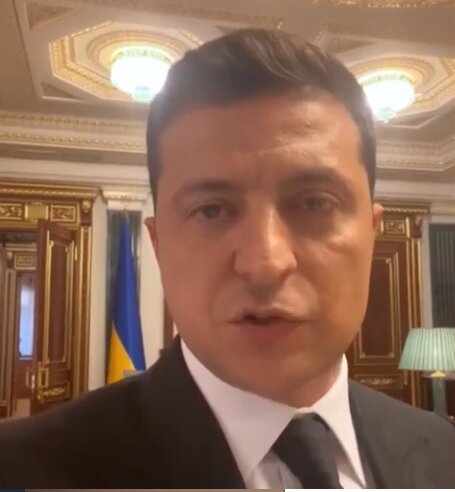 Зеленский "Фильм Земляне 2005 года, смотреть всем". Фото из открытого доступа. 