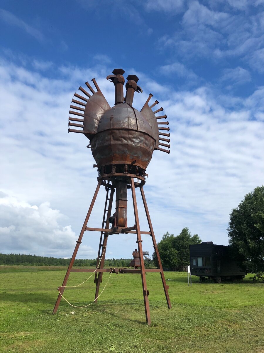 Неизвестный пепелац. Кстати, вагончик арендный