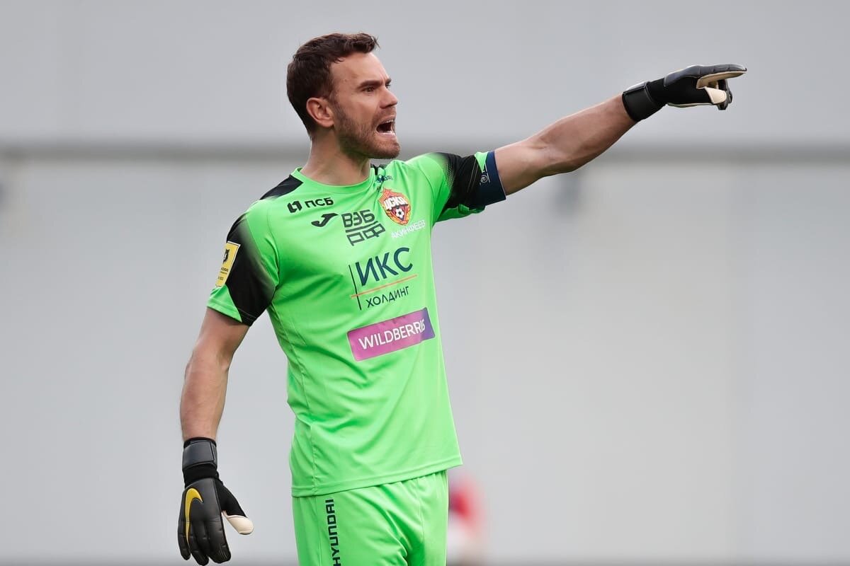 Игорь Акинфеев