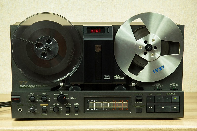 Akai GX-77 катушечный магнитофон. Akai 77 GX-77. Магнитофон катушечный Акай 77. Катушечный магнитофон Акай 777.
