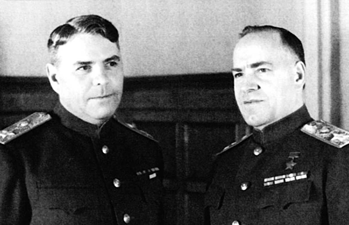 Маршалы А.М.Василевский и Г.К.Жуков