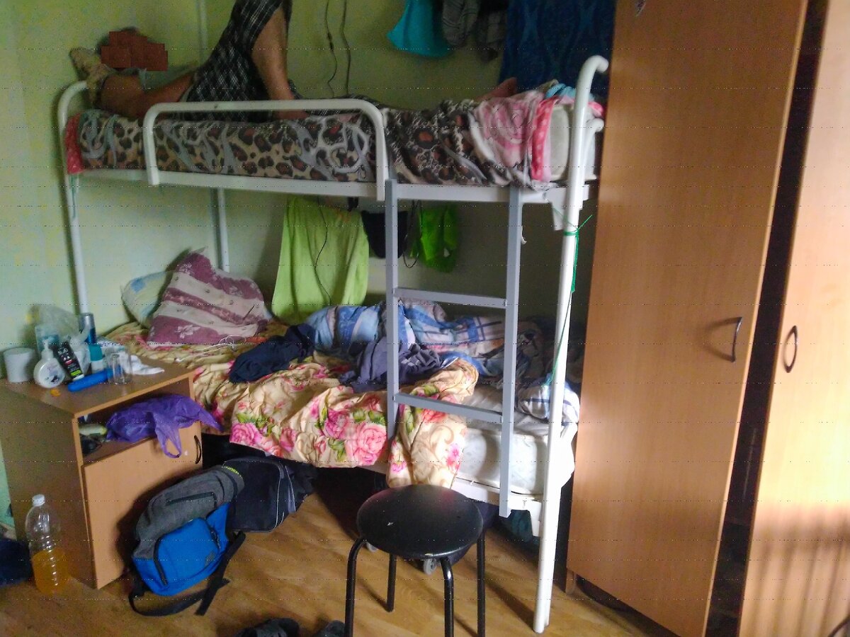 Жить в квартире намного лучше, чем в общаге