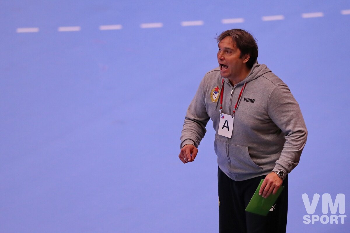 Фото Олег Бухарев