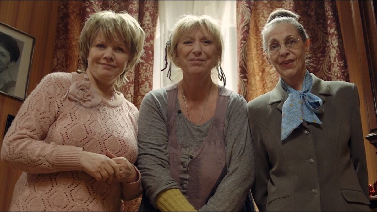 Кадры из фильма "Тётушки"