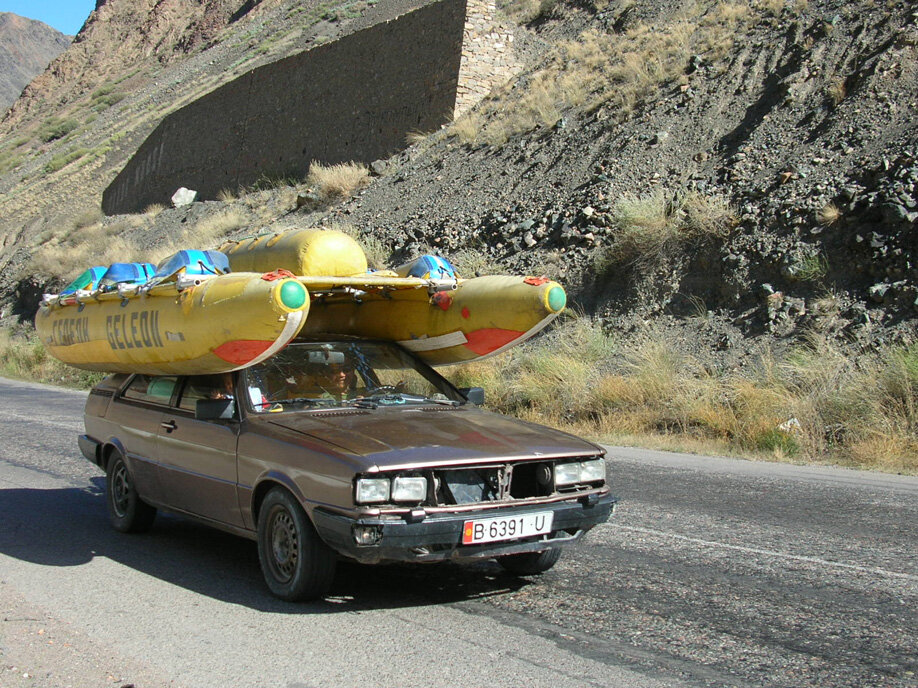 Перевозим катамаран