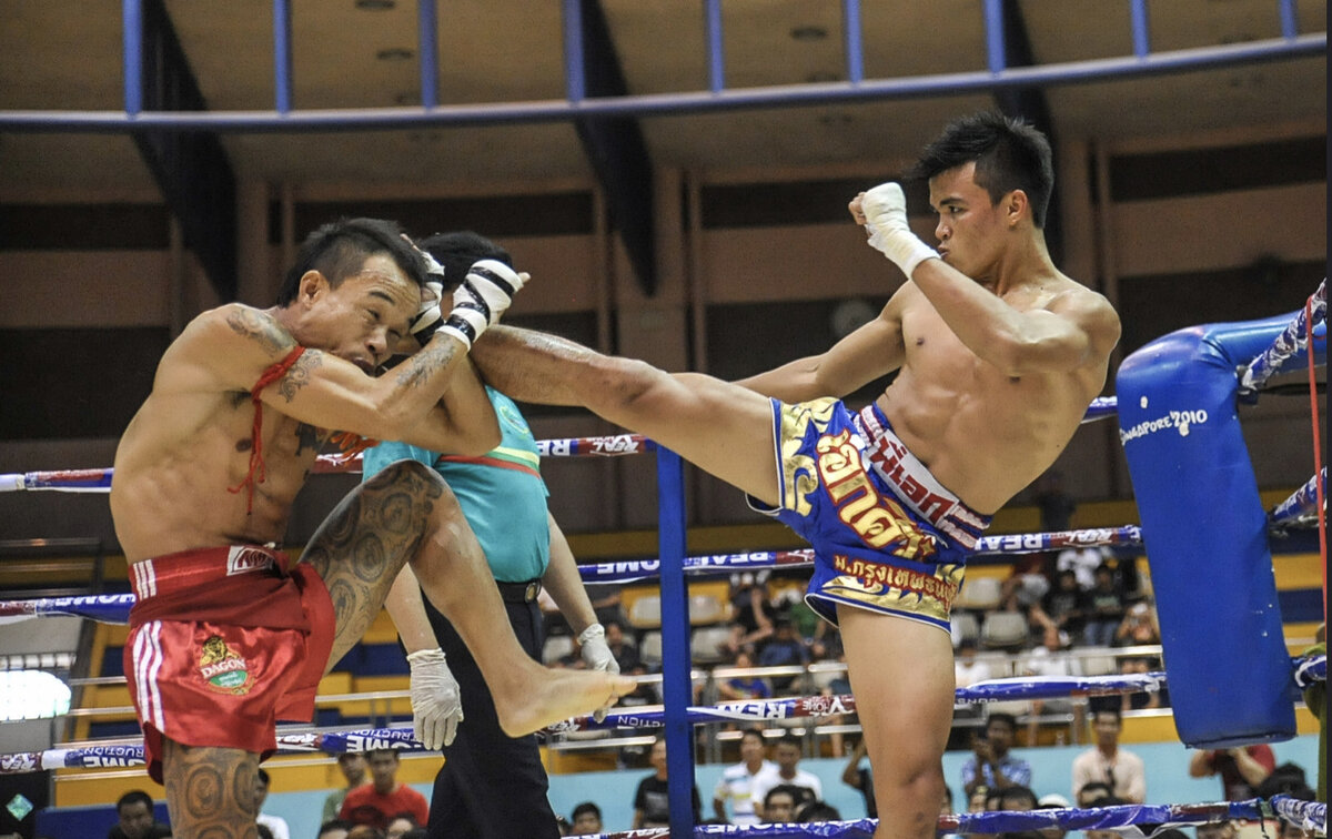 Спортивный поединок в летхвей - жестком варианте бандо. Фото с сайта https://lethweiamerica.com/?page_id=5726