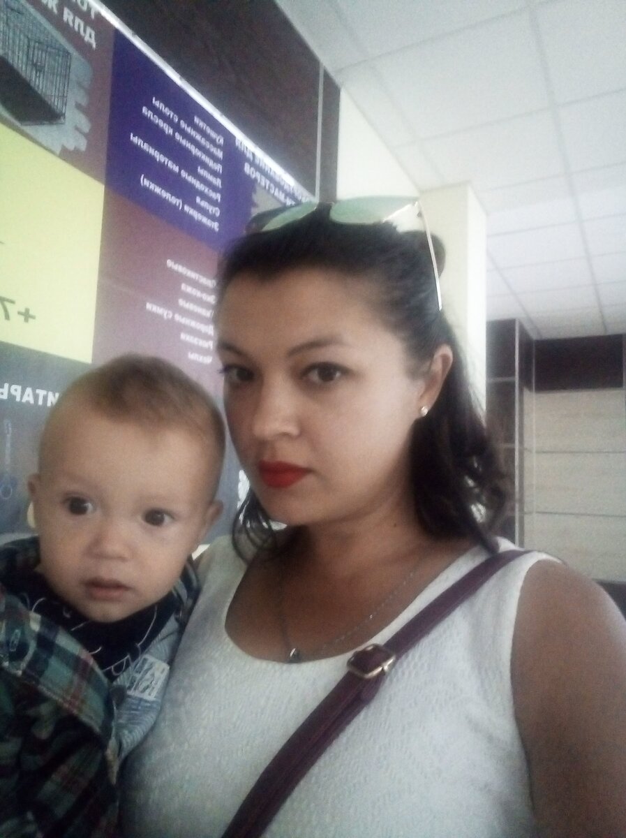 Ещё пухляш🤫 Это я с младшим сыночком Арсением 😍