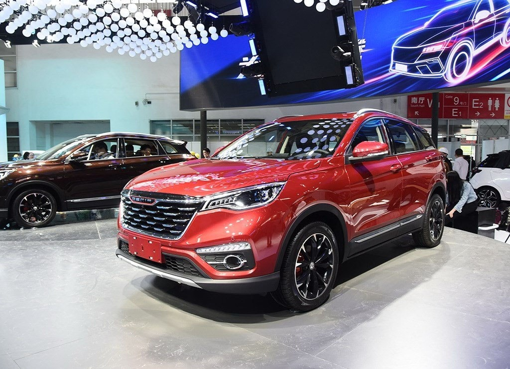 Кроссоверы до миллиона рублей. FAW Senya r9. FAW Haval h2 2023. ФАВ 2021 китайский кроссовер. FAW 2023 кроссовер.