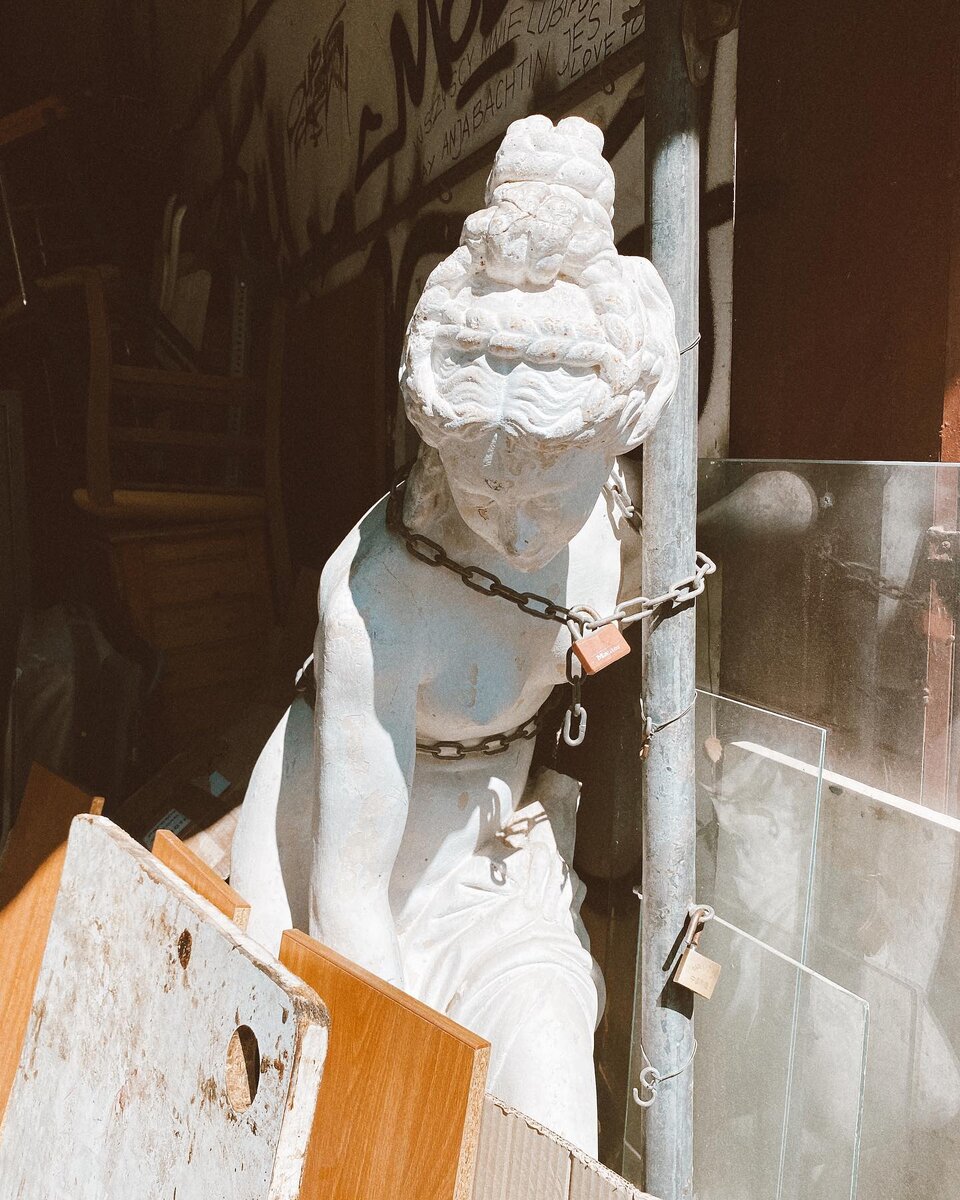 Искусство на карантине – так посоветовали дочке назвать это фото