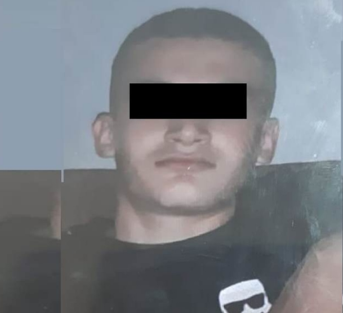 Один из разыскиваемых за участие в нападении на маму и дочь в Екатеринбурге
