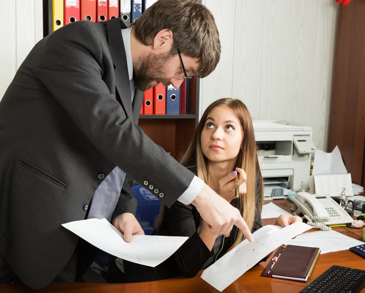 начальница как называется. начальник и подчиненная. начальница. начальник и секретарша. начальница как называется.