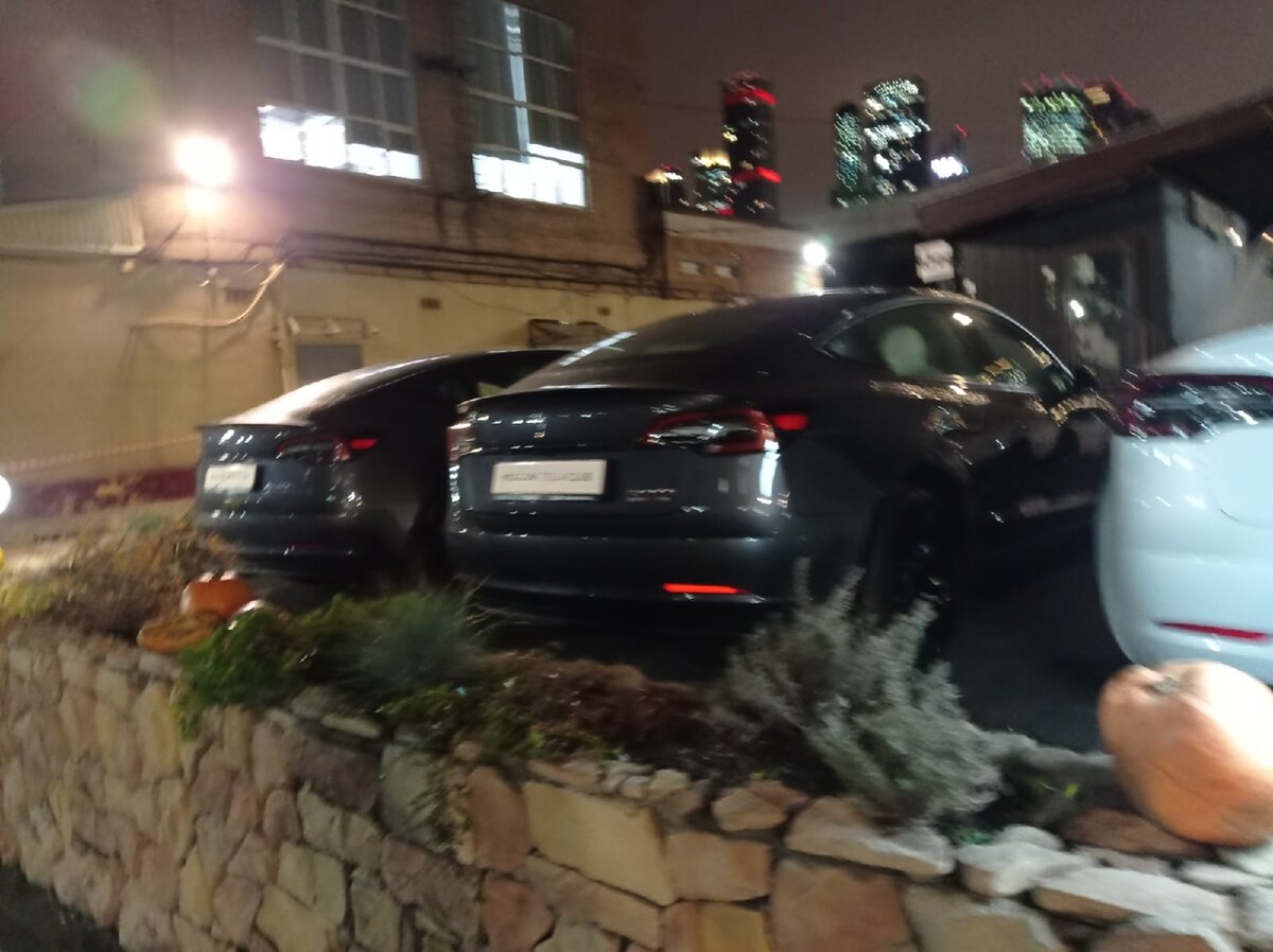 Тесляцкий автосалон 