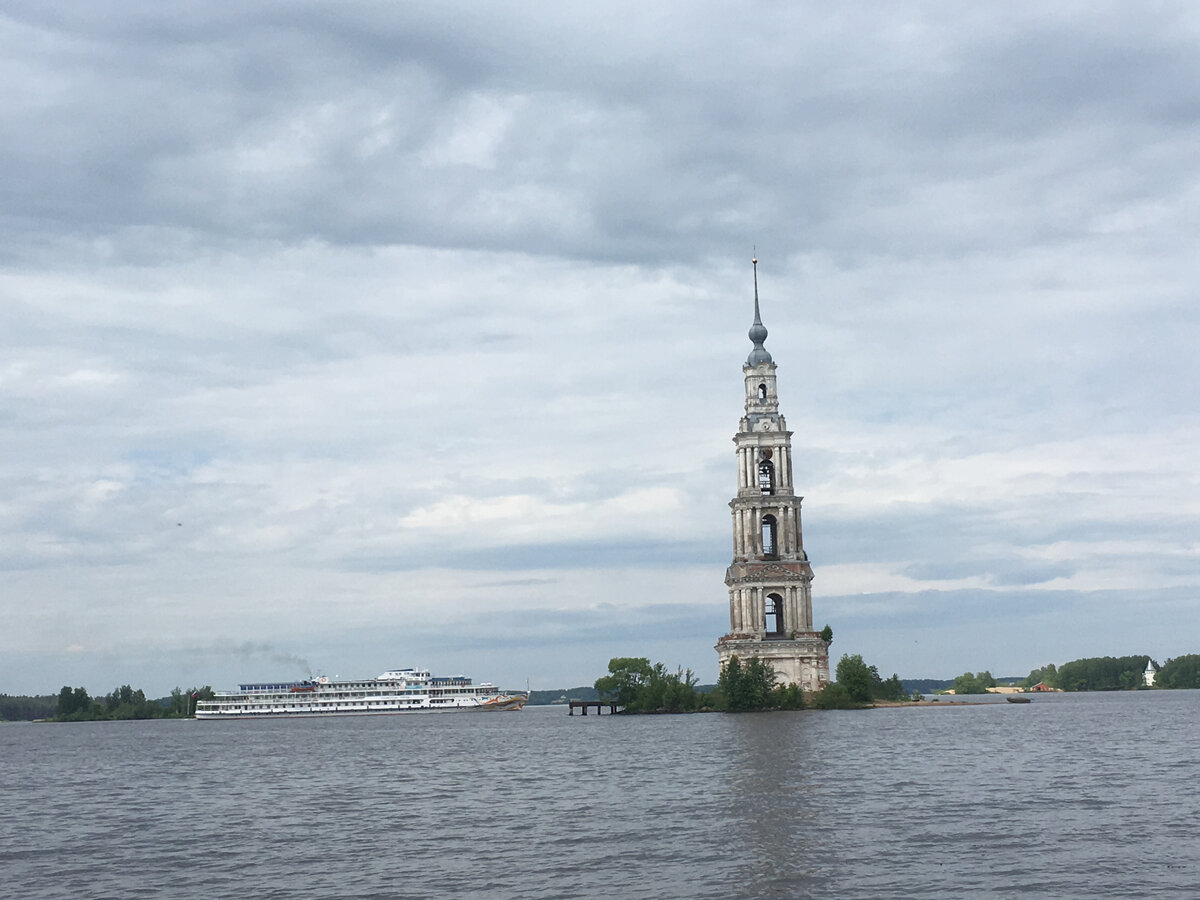 Колокольня Рыбинское водохранилище