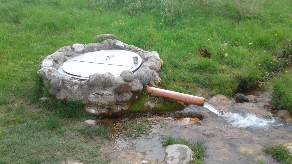 Святой источник