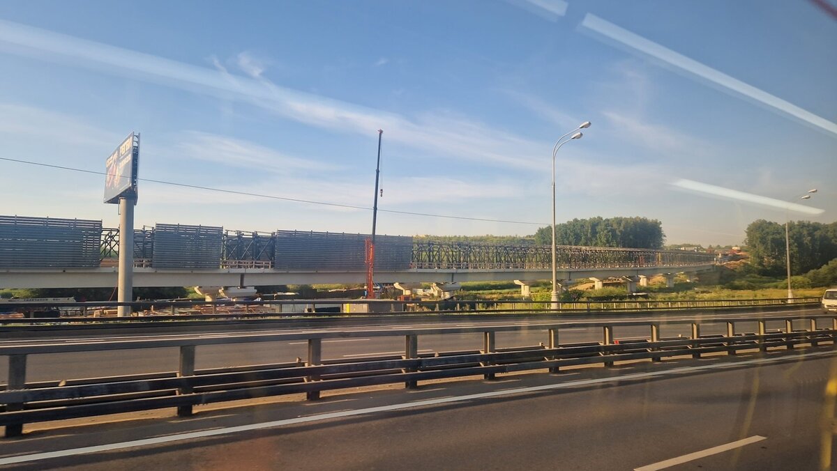 Хотите на метро до 🛫Внуково? Участок готов уже наполовину! 🚇 Станция  «Пыхтино» и метромост (перегон Пыхтино - Внуково) Солнцевской линии |  Развитие Метрополитена в Москве | Дзен