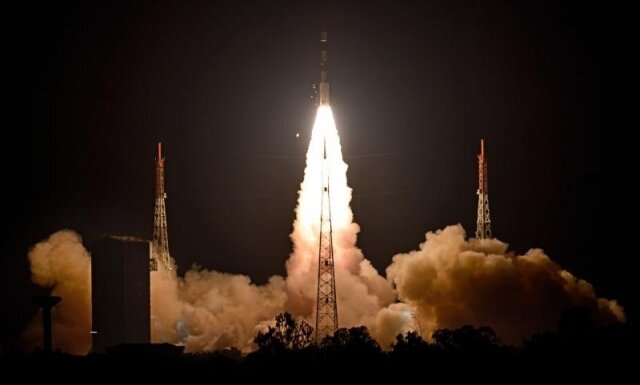    Запуск индийской ракеты Isro.gov.in