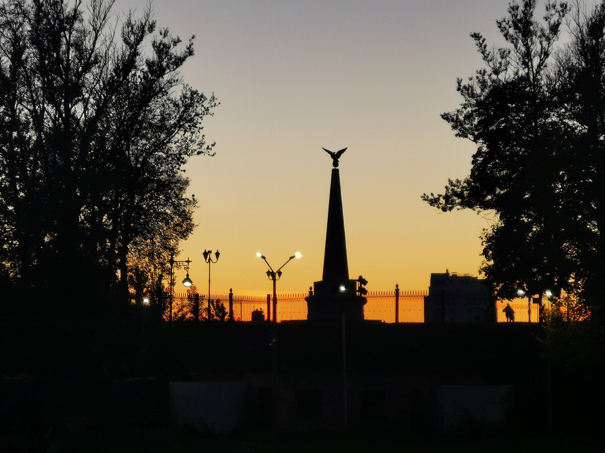 закат над Королевской крепостью