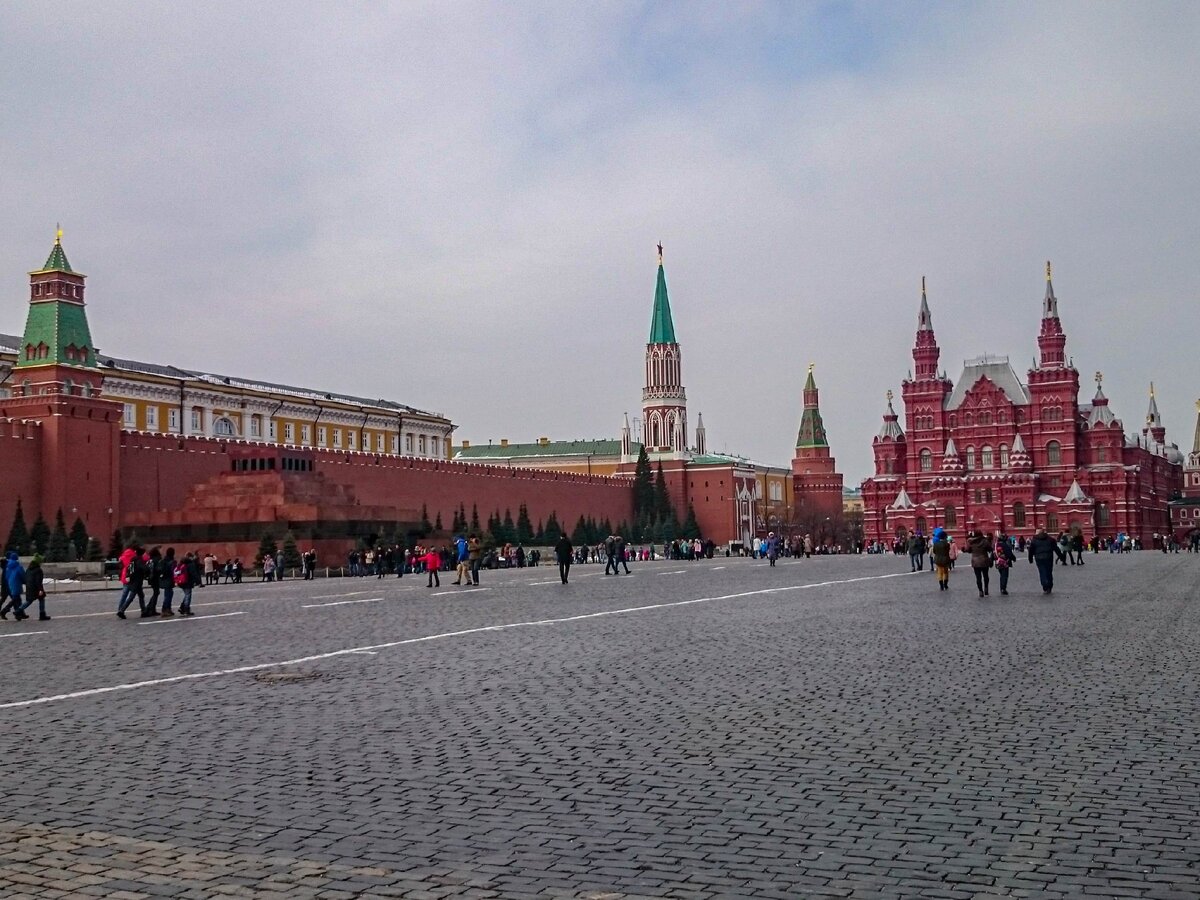 Красная площадь в городе москва