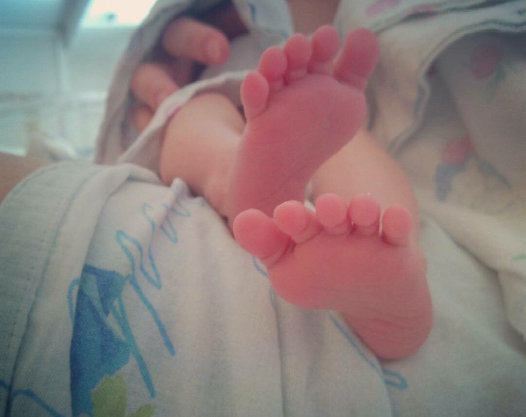 Фото из роддома, когда родилась вторая дочка.